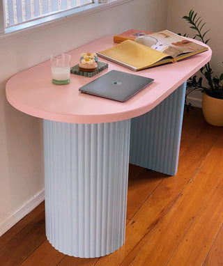 Oval Desk