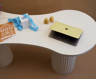 Peanut Desk