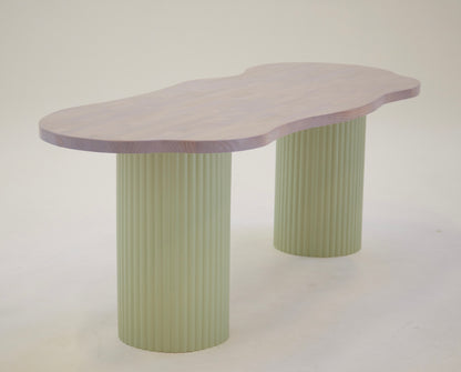 Wiggly Dining Table