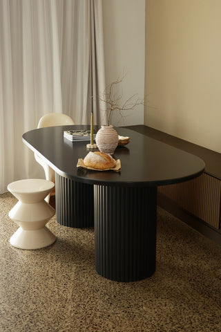 Big Ol' Oval Dining Table