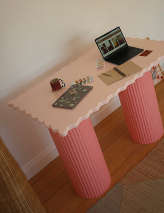 Wavy Desk - XL