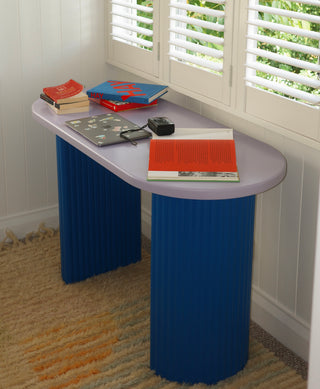 Oval Desk